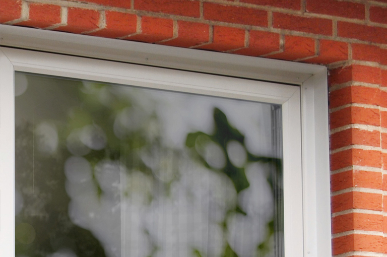 Aluminiumfönster – utrustad med ett integrerat väderskydd